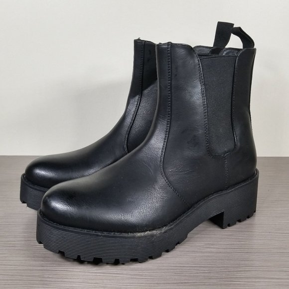 Dirty Laundry Maps Lug Sole Chelsea Booties, Black Faux Leather, Womens Size 9 M - Picture 3 of 11